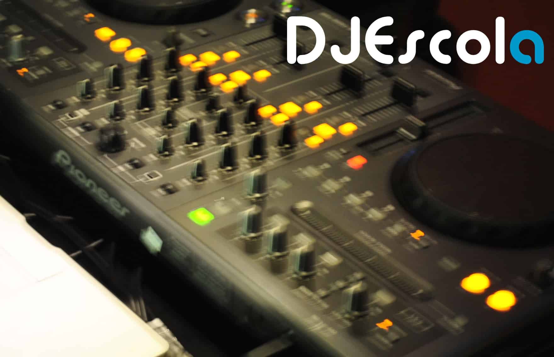 CONTROLADOR DDJ T1 Curso de DJ em SP